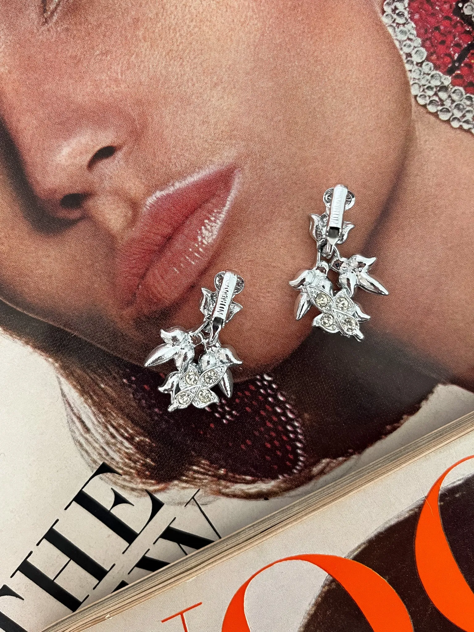 1950's Sarah Coventry Siver Rhinestone Leaf Clip-on Earrings